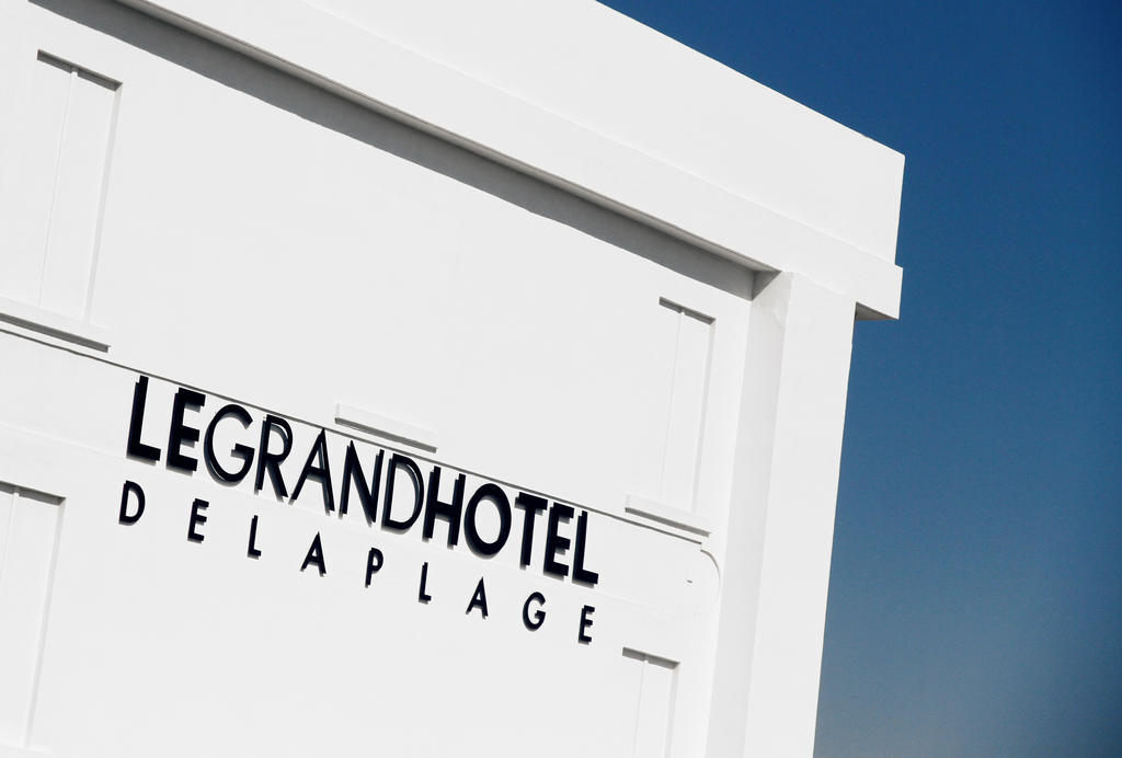 Le Grand Hotel De La Plage Biscarrosse-Plage Esterno foto